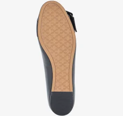 Claire Belted Flat