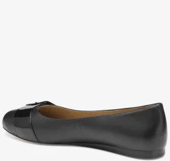 Claire Belted Flat