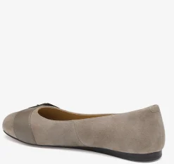Claire Belted Flat