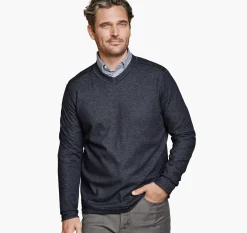 Icon Reversible V-Neck Pullover