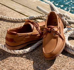Ventura 2-Eye Boat Shoe